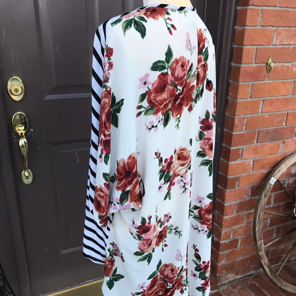 Miss 2 Day Floral Stripe Print Kimono - Picture 6 of 8